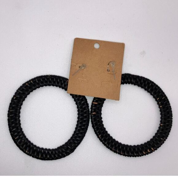 NWT! Plunder Distress Large Black Hoop 3 7/8" Earrings! - Picture 3 of 8